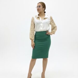 Blusa Camisera con Apliques